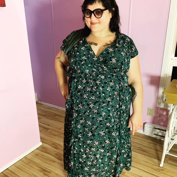 Joe Fresh Floral Dress - Picture 1 of 2